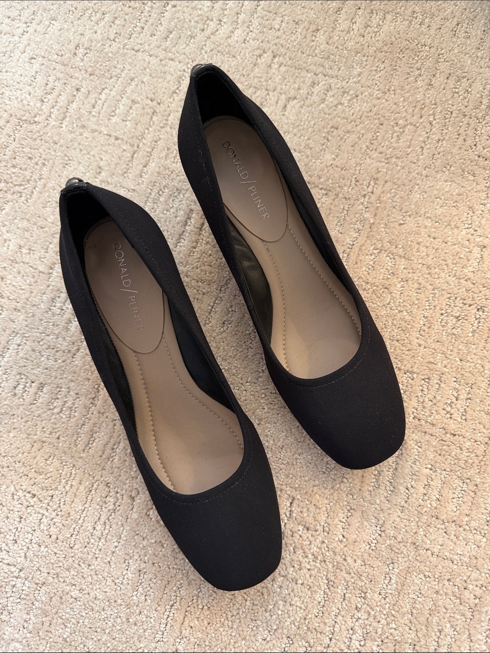 Donald J. Pliner Campy  Crepe Elastic Black Square-Toe Rounded Heel Size 7 1/2 M